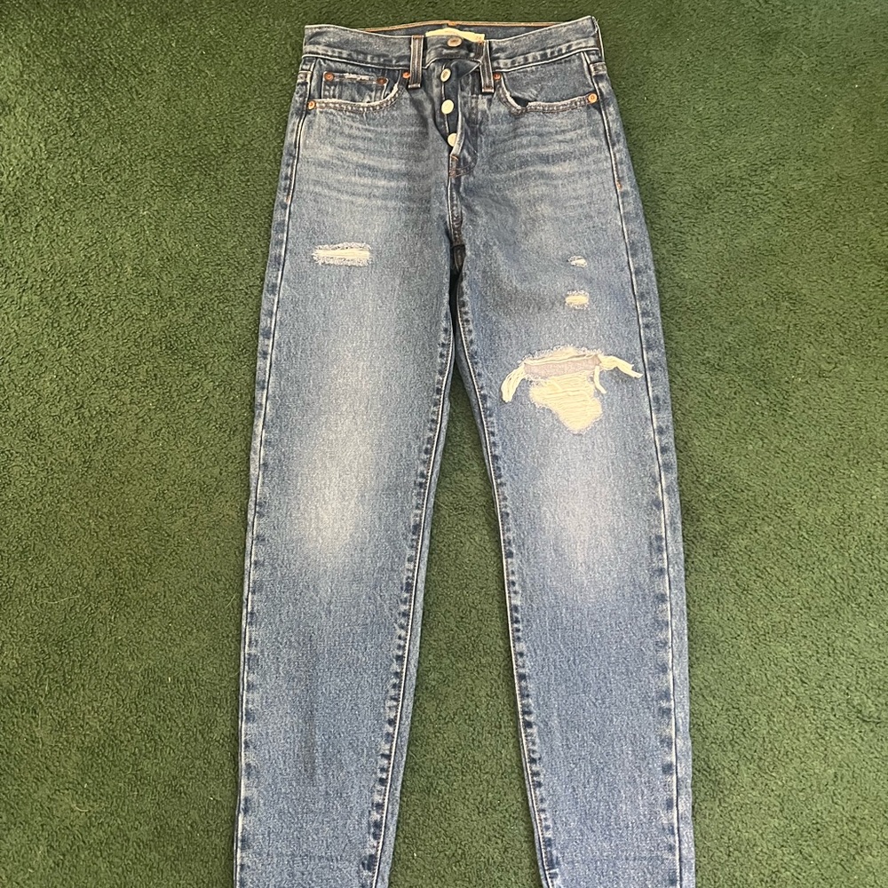 Women’s Levi’s Wedgie Jeans